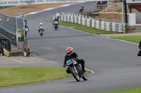 Vintage-motorcycle-club;eventdigitalimages;mallory-park;mallory-park-trackday-photographs;no-limits-trackdays;peter-wileman-photography;trackday-digital-images;trackday-photos;vmcc-festival-1000-bikes-photographs